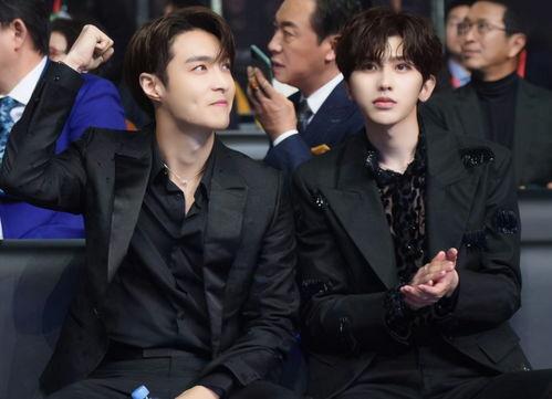 张艺兴吃瓜蔡徐坤视频,视频曝光引发网友热议